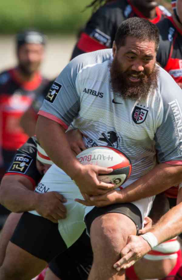 Charlie Faumuina 