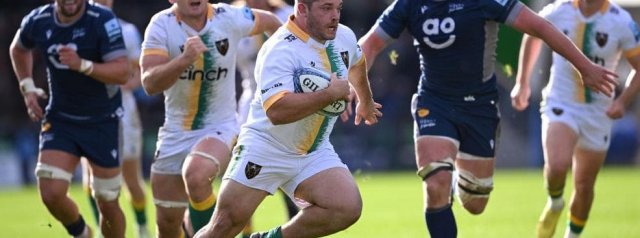 Elliot Millar Mills re-signs with Saints