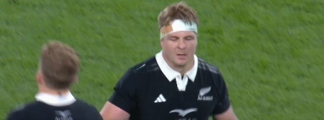 Sam Cane leaves the field in a All Black jersey for the last time