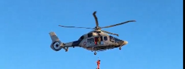 Watch | A helicopter delivers the match ball between Toulon and Pau